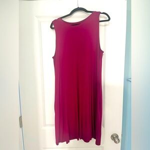 Sleeveless Knee Length Dress